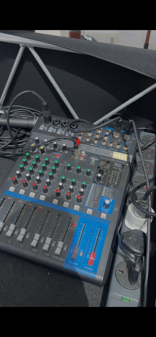 Yamaha MG10XUF 10-Channel Mixing Console - Image 2